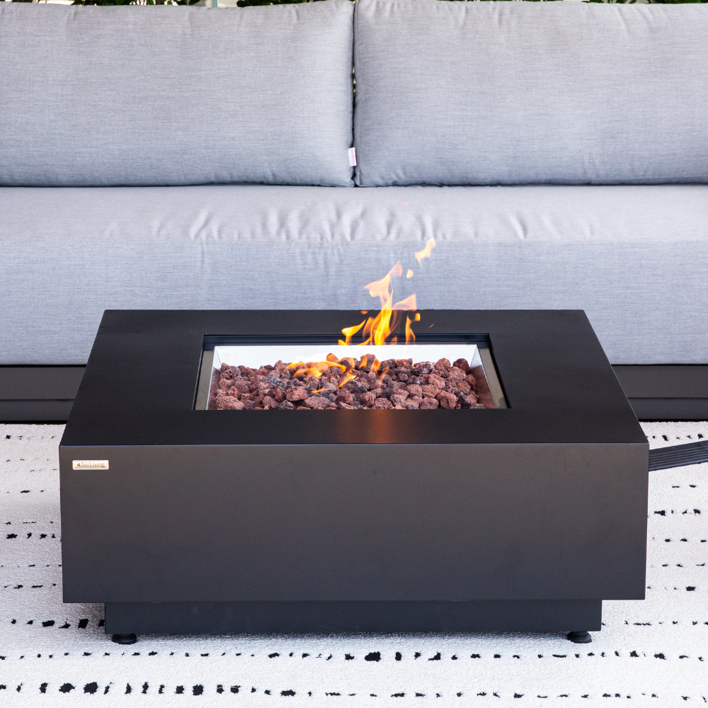 50,000 BTU Outdoor Propane Fit Pit Table with Natural Gas Conversion Kit included