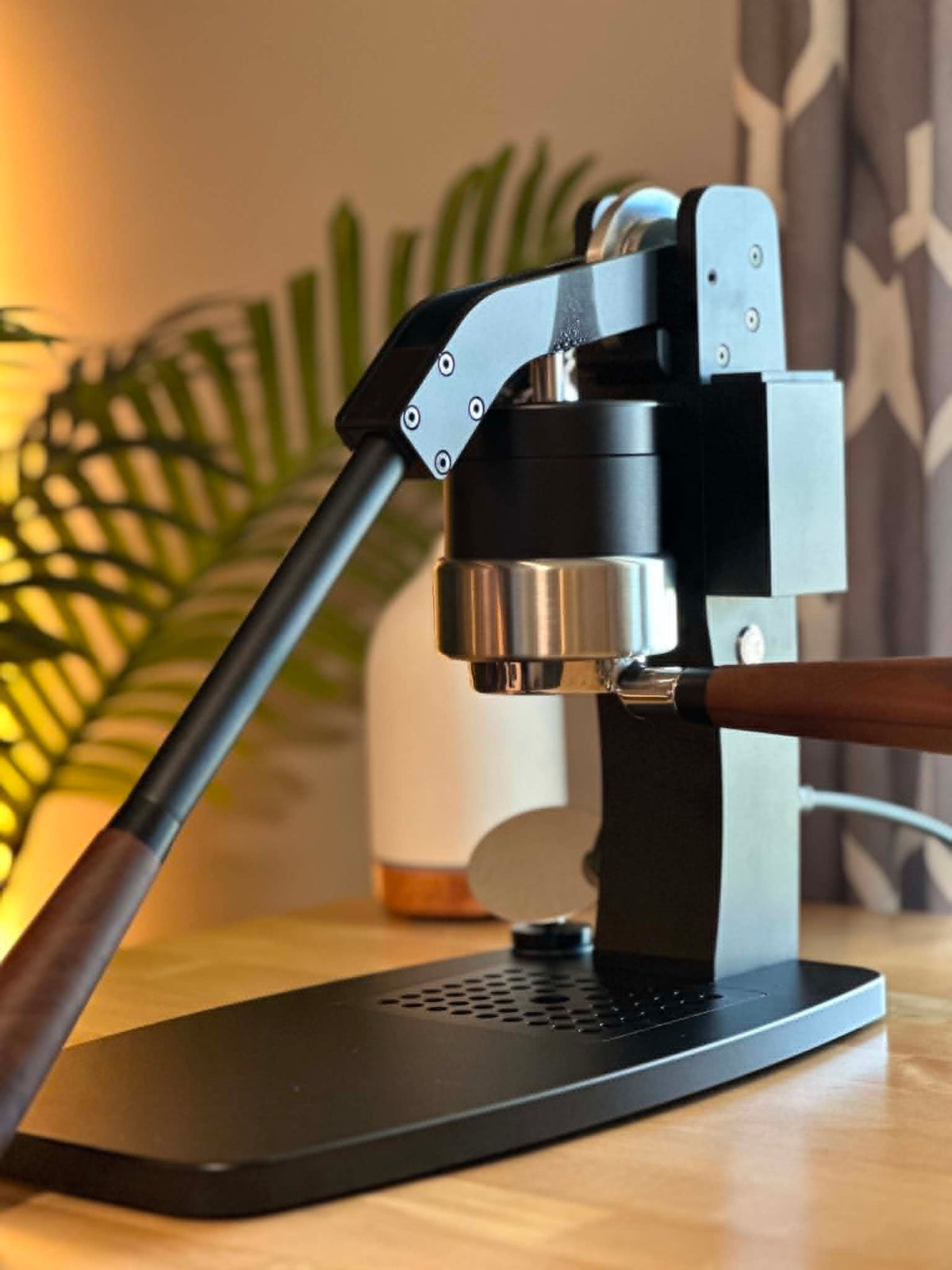 Turin DC63 - Axis Lever Espresso Machine