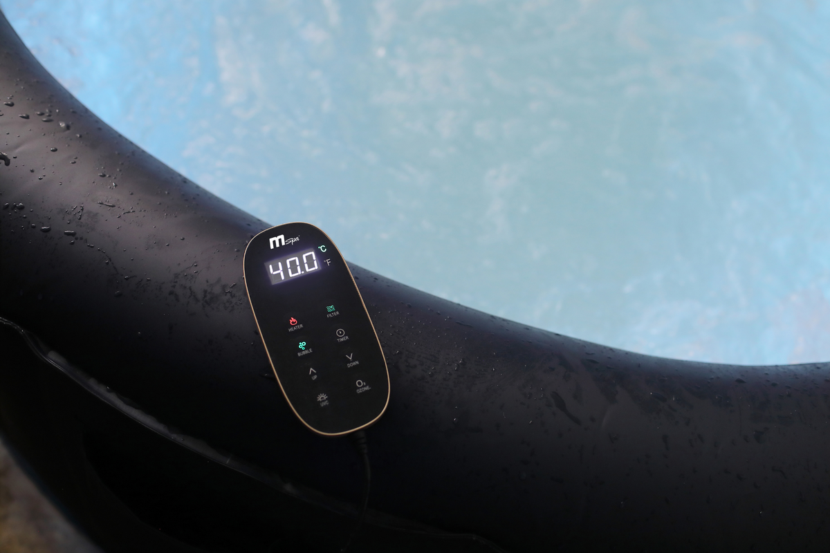 MSpa Aurora Urban Series 6-Person Inflatable Spa