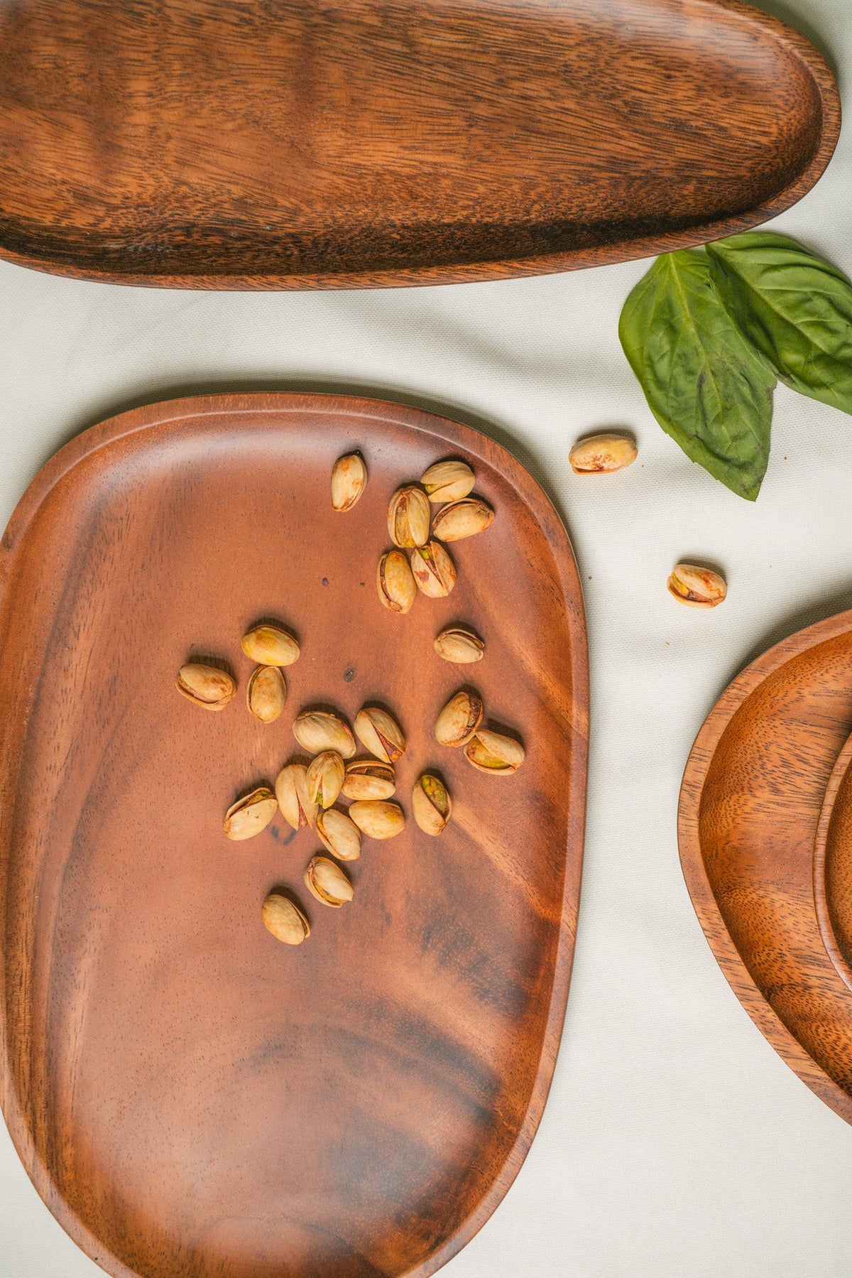 Set of 5 Organic Acacia Wood Serving Plates