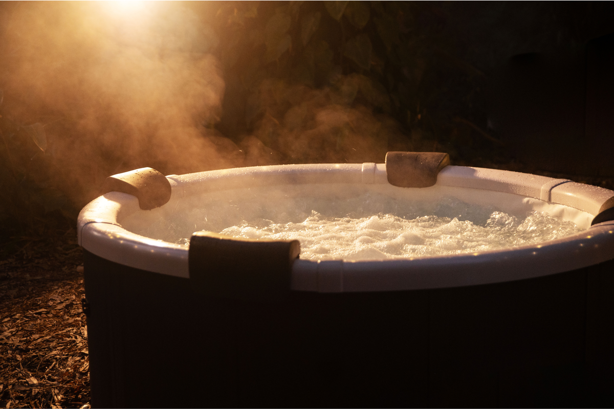 MSpa Denver Frame Series 6-Person Smart Spa with Hydro Jets