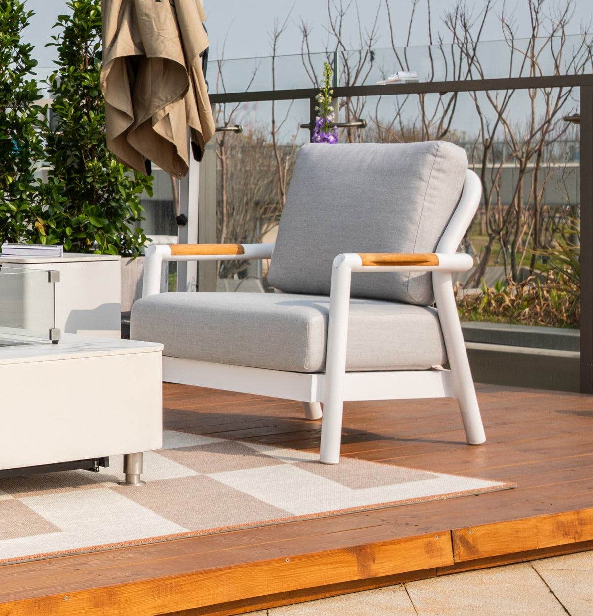 Santorini Outdoor "More Substantial" Patio Lounge Chair