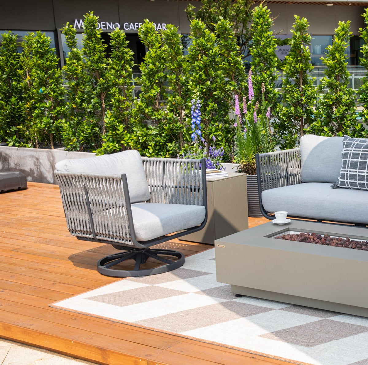 Milano Outdoor Patio Swivel Chair