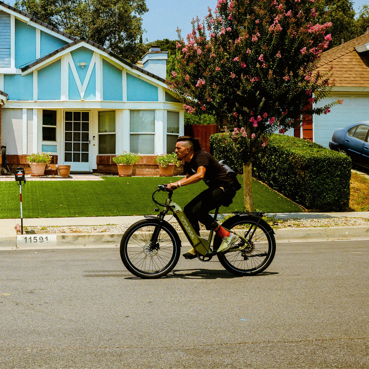 VTUVIA Zeal LT7 500W Torque-Sensor Commuter Electric Bike