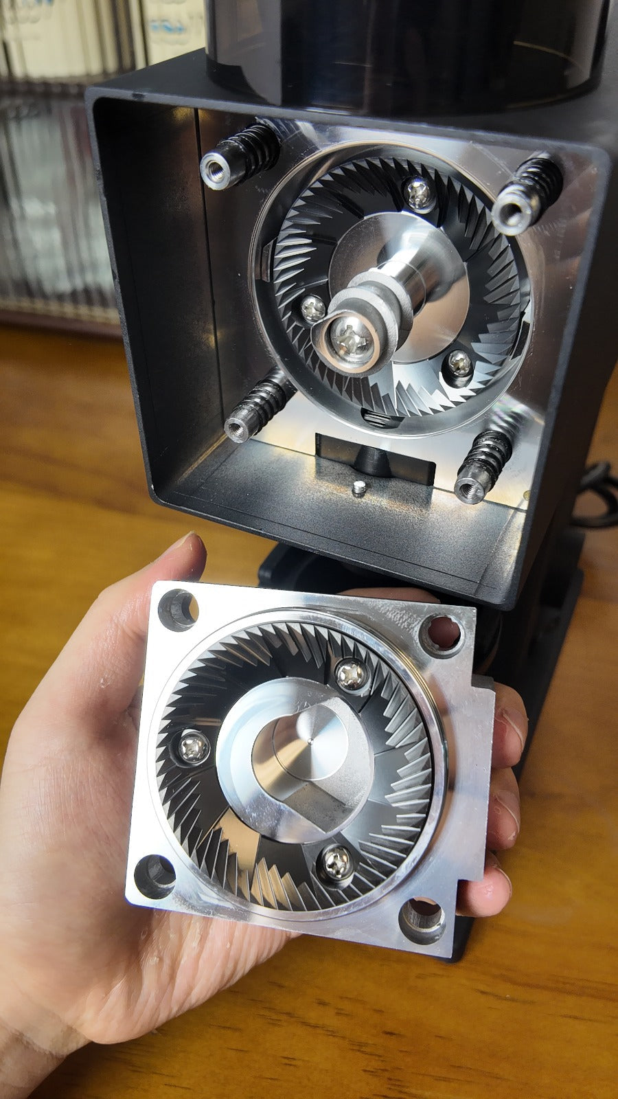 Turin CF64V Variable-Speed Single-Dose Grinder