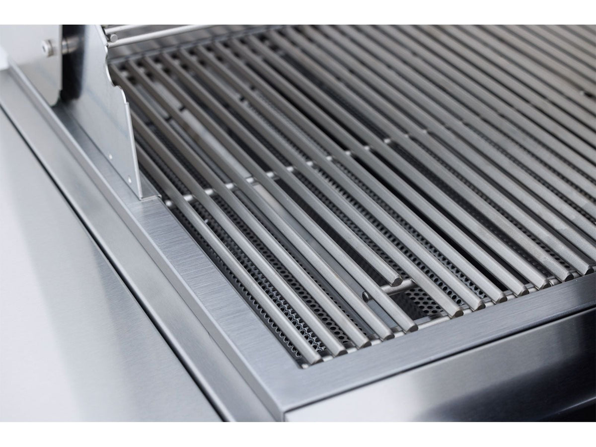 Blaze BCM 25-Inch 3-Burner Freestanding Gas Grill with Stainless Steel Cart