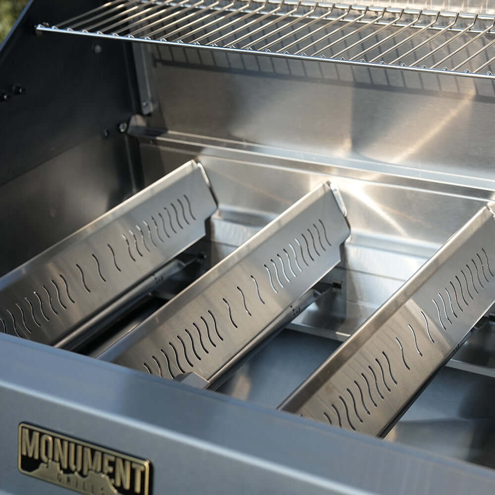 ClearView® Eminence 405 Premium Gas Grill