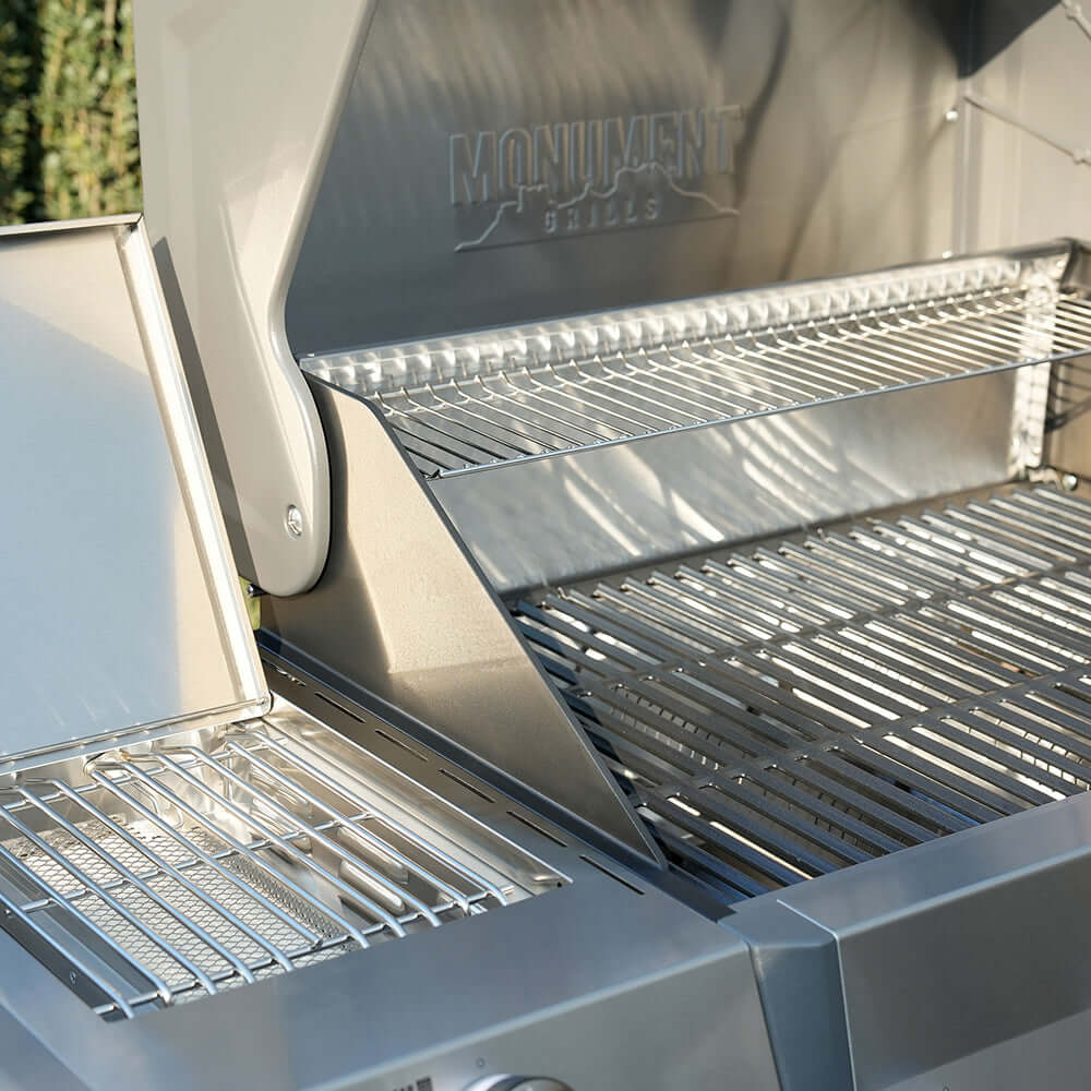 ClearView® Eminence 405 Premium Gas Grill