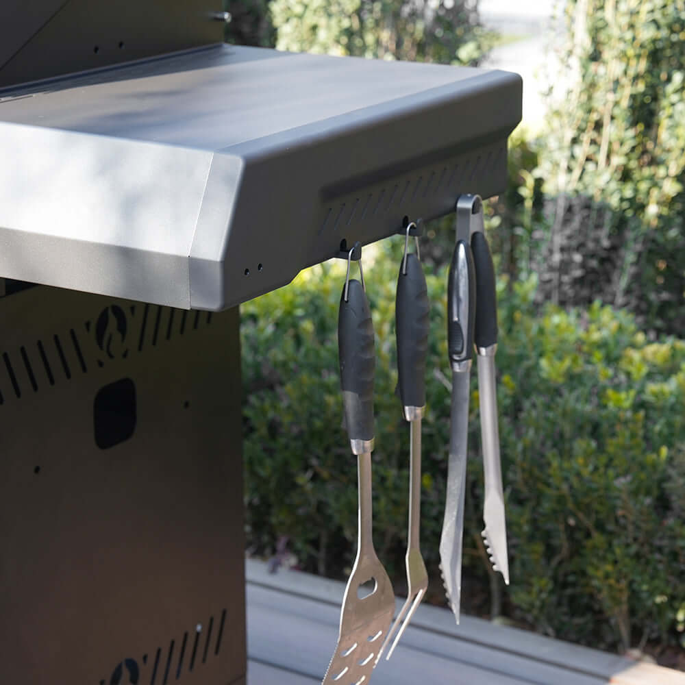Eminence 425 Premium Gas Grill